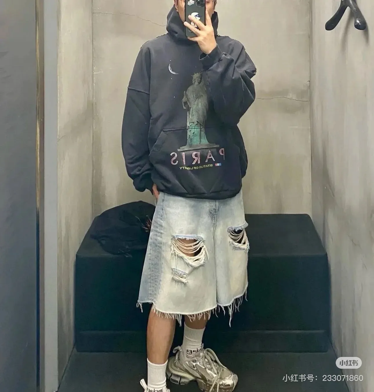 # Balenciaga/ # Same Style